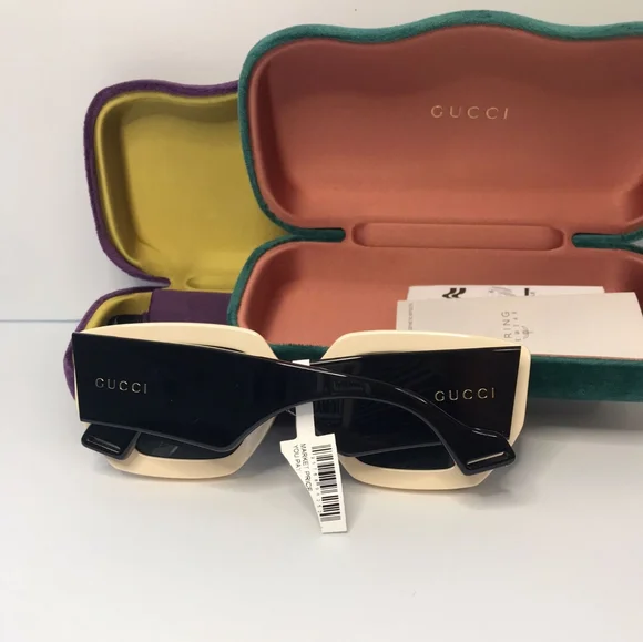 ?Authentic Gucci GG0630S 001 55 Ladies Sunglasses - www  display picture 3